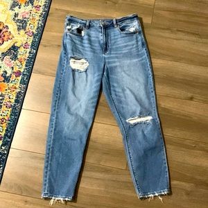 American Eagle Mom Jean size 8